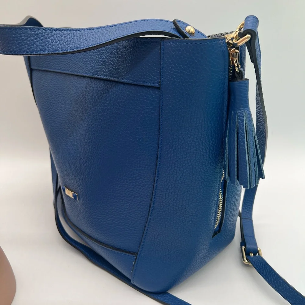🔴🆑Authentic VALENTINO Blue / Navy Leather Tote Bag / Crossbody 🆑🔴 - Picture 7 of 10